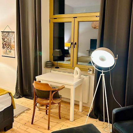 Feelslikehome - Stylische Und Zentrale Altbauwohnung Mit Terrasse&Garten Bochum Eksteriør bilde