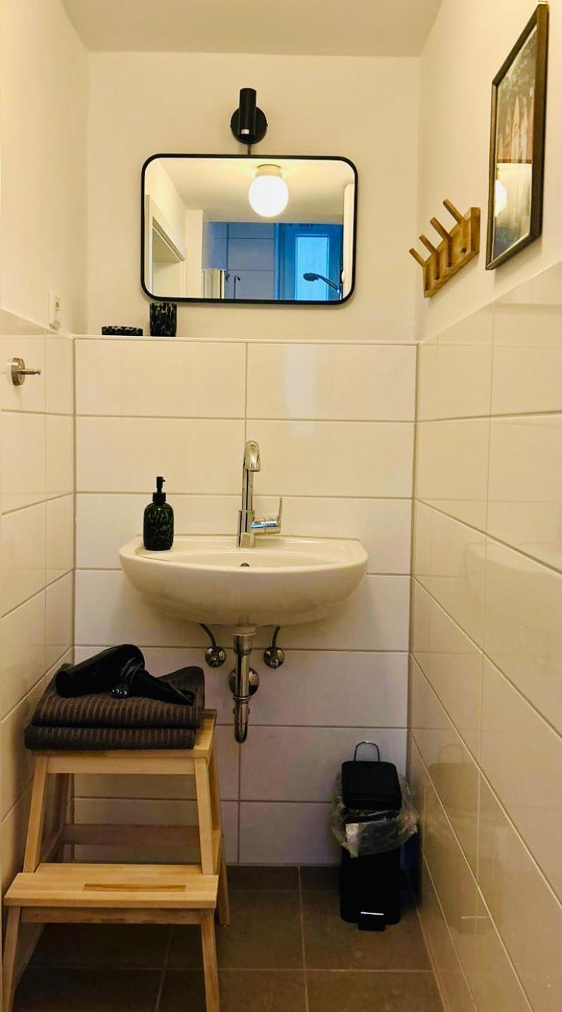 Feelslikehome - Stylische Und Zentrale Altbauwohnung Mit Terrasse&Garten Bochum Eksteriør bilde