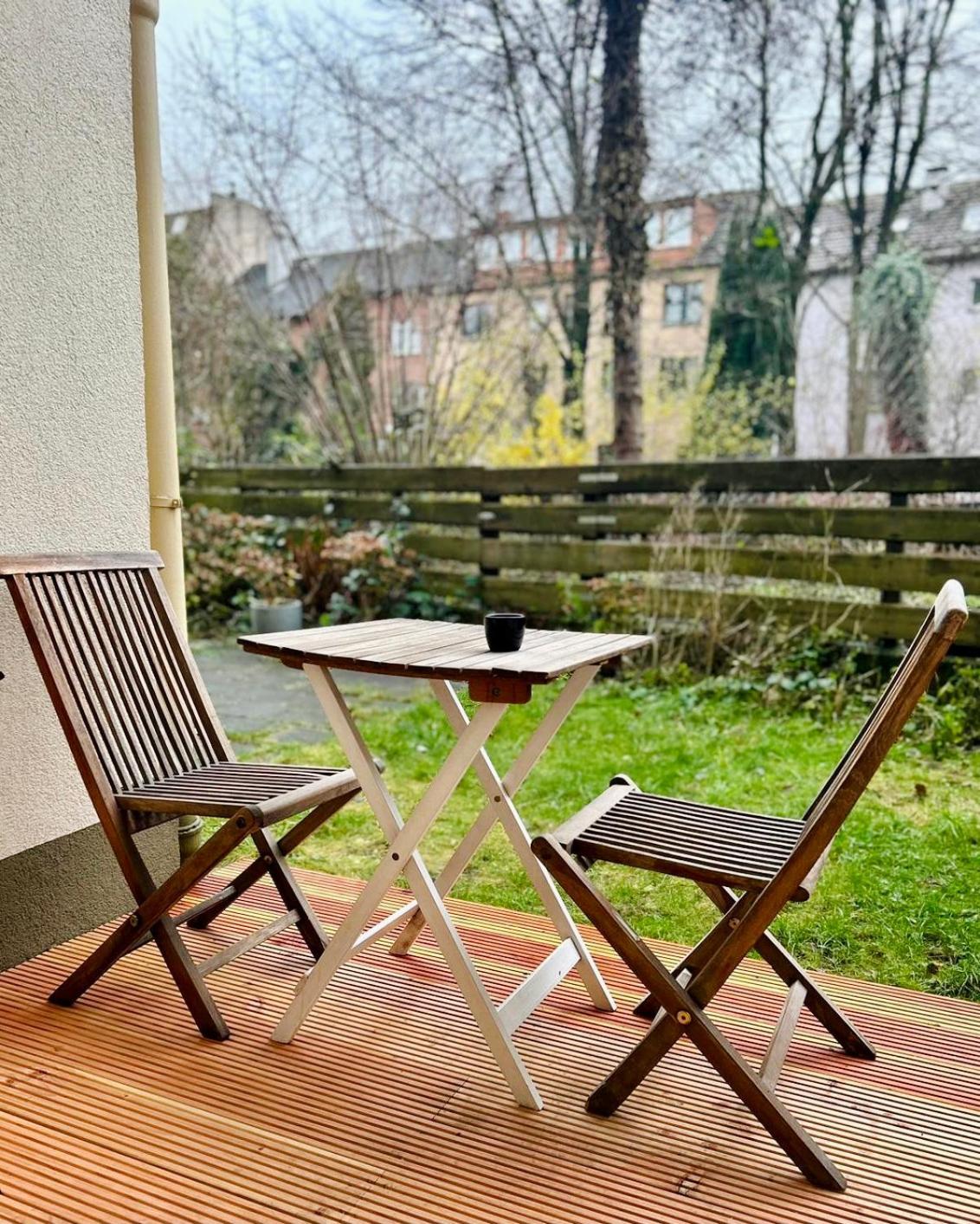 Feelslikehome - Stylische Und Zentrale Altbauwohnung Mit Terrasse&Garten Bochum Eksteriør bilde
